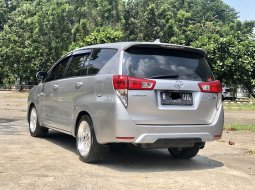 TOYOTA KIJANG INNOVA G BENSIN 2016 GREY 3