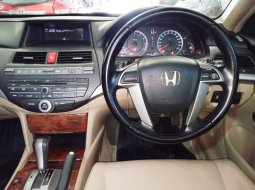 Honda New Accord 2.4 VTiL AT 2017 Hitam Km Rendah Antik 3