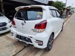 Daihatsu Ayla 1.2L R MT 2017 Hatchback 4