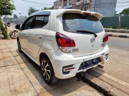 Daihatsu Ayla 1.2L R MT 2017 Hatchback 5