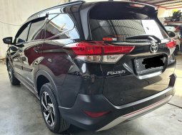 Toyota Rush S TRD AT ( Matic ) 2018 Hitam Km Low 21rban Siap pakai 5