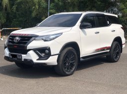 Toyota Fortuner VRZ TRD 2020 Putih 3