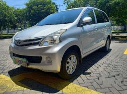 Jawa Timur, jual mobil Toyota Avanza E 2014 dengan harga terjangkau 4