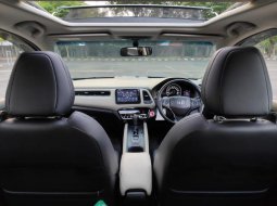 Jual mobil Honda HR-V Prestige 2018 bekas, Jawa Timur 5