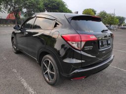 Jual mobil Honda HR-V Prestige 2018 bekas, Jawa Timur 2