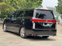 Nissan Elgrand Highway Star 2011 Hitam 4