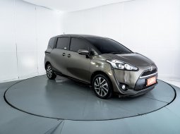 Toyota Sienta V AT 2017 Coklat