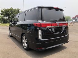 Nissan Elgrand Highway Star 2011 Hitam 4