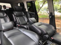 Nissan Elgrand Highway Star 2011 Hitam 9