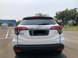 Honda HR-V E CVT 2019 Putih 5