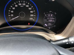 Honda HR-V E CVT 2019 Putih 8