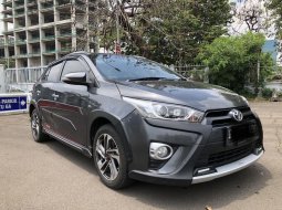 Toyota Yaris TRD Sportivo Heykers 2017 Abu-abu 1