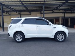 Daihatsu Terios ADVENTURE R 2016 Putih 4