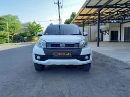 Daihatsu Terios ADVENTURE R 2016 Putih 6