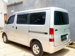 Daihatsu Gran Max 1.3 D FF FH 2012 Silver 4