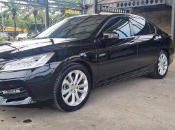 Honda Accord 2.4 VTi-L 2016 / 2017 / 2015 Black On Beige Terawat Siap Pakai TDP 60Jt 2