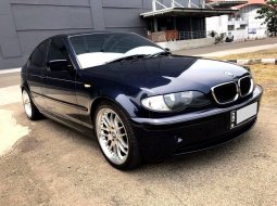 BMW 3 Series 318i AT 2003 Biru 3