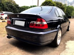 BMW 3 Series 318i AT 2003 Biru 4