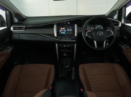 Toyota Innova 2.4 V MT 2016 Abu-abu 6