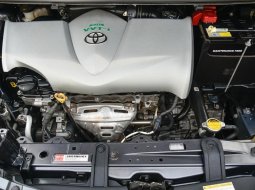 Toyota Sienta V 2017 MPV 4