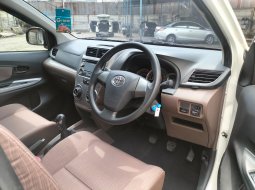 Jual mobil Toyota Avanza 2017 2