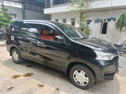 DAIHATSU XENIA 1.3 R MT 2016 HITAM 5