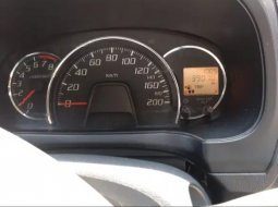 Daihatsu Ayla 1.0L D MT 2019 Hatchback 7