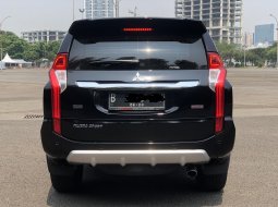 Mitsubishi Pajero Sport Rockford 2018 Hitam 5