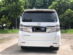 Toyota Vellfire Z Golden Eye 2013 MPV 4