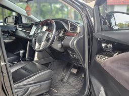 Toyota Kijang Innova 2.4 Venturer AT 2018 / 2019 / 2020 Black On Black Terawat TDP 60Jt 7