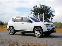 Mobil Jeep Compass 2012 Limited terbaik di Jawa Timur 3