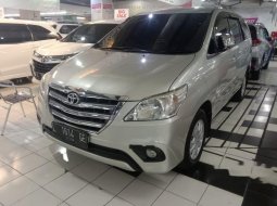 Jawa Timur, Toyota Kijang Innova G 2014 kondisi terawat 4