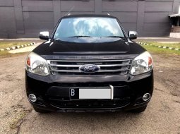 Ford Everest XLT Diesel AT 2013 Hitam 1