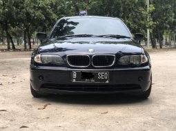 BMW 318i E46 2003 Biru 2