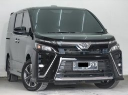 Toyota Voxy CVT 2019 SUV 1