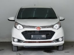 Daihatsu Sigra R 2019 Minivan 4