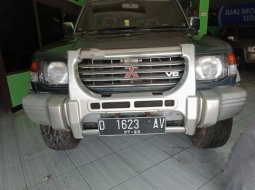 Jual Mitsubishi Pajero V6 3.0 Manual 1998 harga murah di Jawa Barat 7