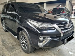 Toyota Fortuner VRZ 2.4 Diesel AT ( Matic ) 2017 Hitam Km 62rban Siap Pakai 2