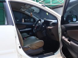 Daihatsu Xenia 1.3 R MT 2018 MPV PUTIH 1