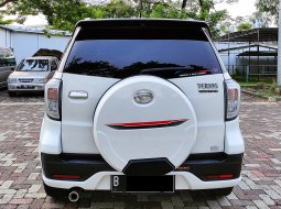 Daihatsu Terios R CUSTOM 1.5 MT 2017 DP Minim 4