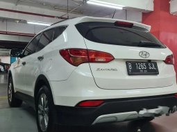Mobil Hyundai Santa Fe 2014 terbaik di DKI Jakarta 4