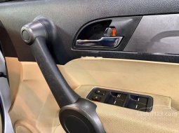 DKI Jakarta, Honda CR-V 2.0 i-VTEC 2010 kondisi terawat 3