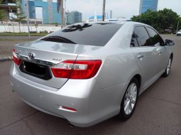 TOYOTA CAMRY V AT SILVER 2013 8