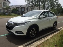 Mobil Honda HR-V 2020 E Special Edition dijual, Banten 9
