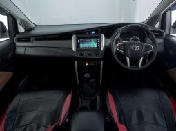 Toyota Innova 2.4 G MT 2019 Hitam 9