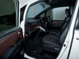 Toyota Voxy 2.0 AT 2019 Putih 7