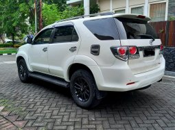 Toyota Fortuner G  VNT 2014 Putih 5