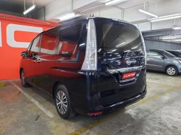 Nissan Serena X 6