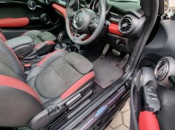 Jawa Barat, jual mobil MINI Cooper John Cooper Works 2019 dengan harga terjangkau 4