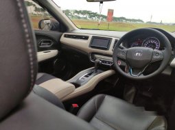 Jual cepat Honda HR-V Prestige 2015 di Banten 2